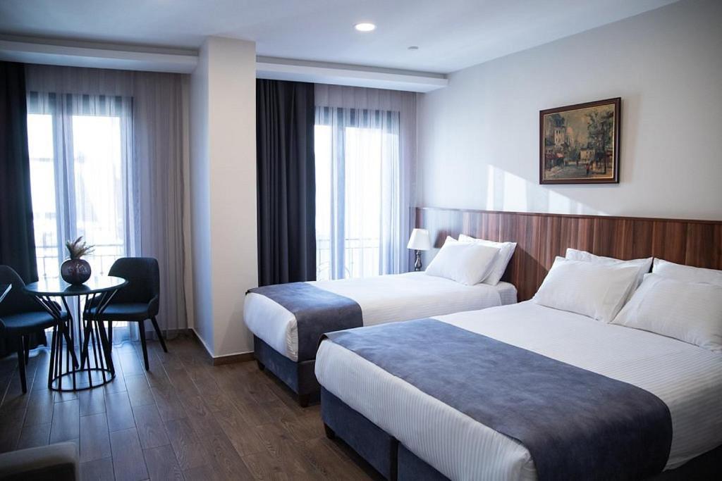 Budget Friendly Rooms Taksim Istanboel Buitenkant foto
